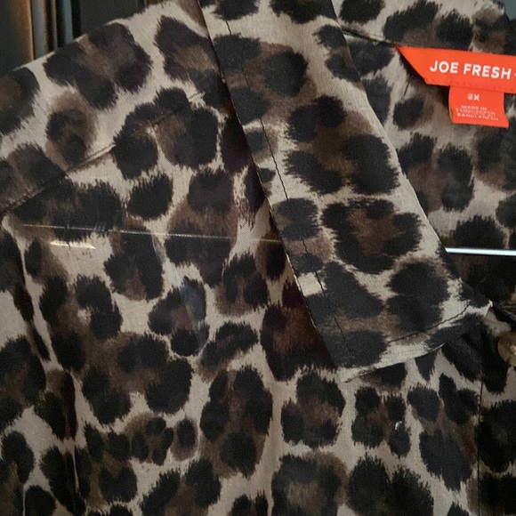 2X Joe Fresh Floaty Chiffon Animal Print Button Down Tunic - Picture 9 of 15
